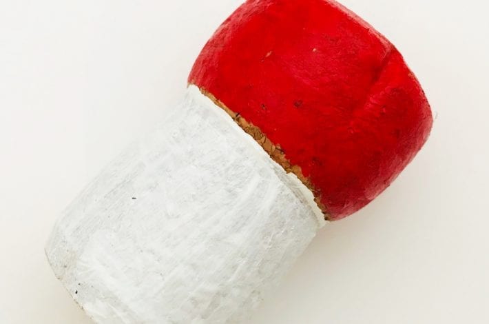 Make this magical champagne cork fairy toadstool - a fun and enchanting craft for kids