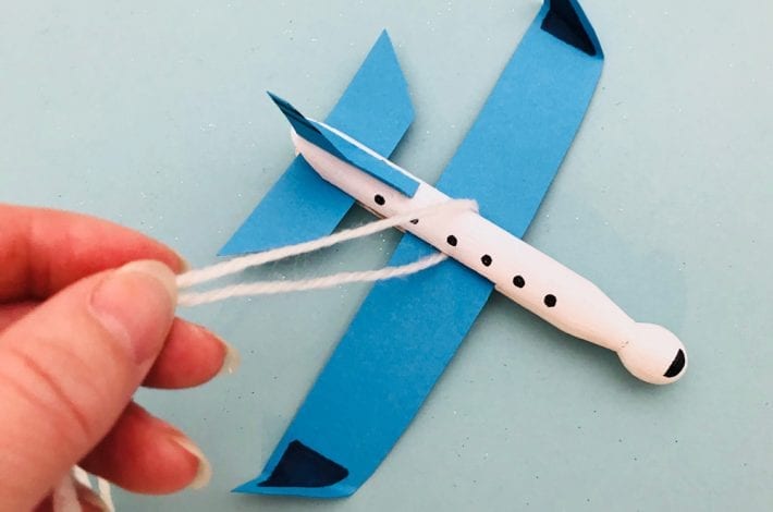 Make this stunning peg airplane craft for kids and watch your miniature DIY airplanes zoom through the skies.