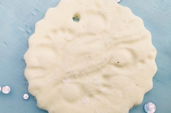 How to make cornflour Christmas decorations with just 2 ingredient cornflour clay. Beautiful Christmas tree decorations in minutes