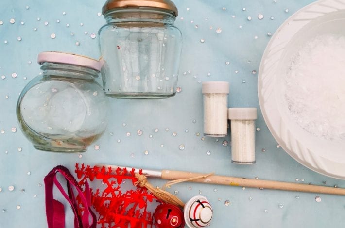 Make these beautiful snowy mason jars this Christmas. Use them as twinkling decorations with a tee light inside or fill with truffles to give as a gift.