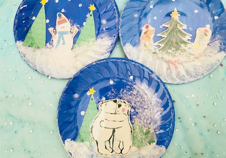 Magical clear plate snow globe craft | Winter Crafts