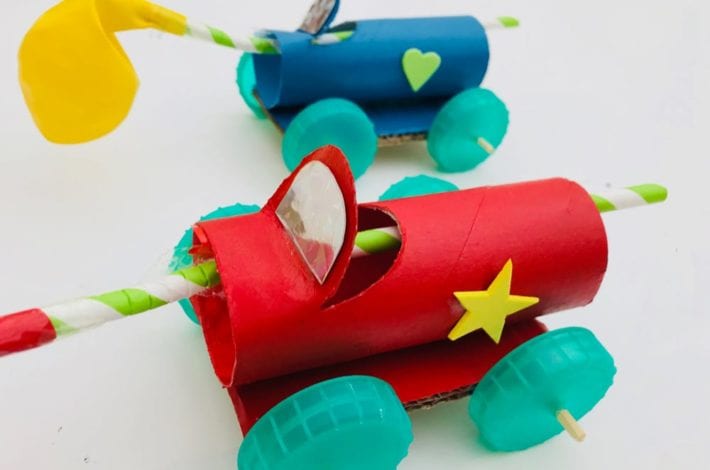 Balloon powered race car - make this great toilet roll balloon car racers and have fun with this science experiment for kids - easy kids craft and project