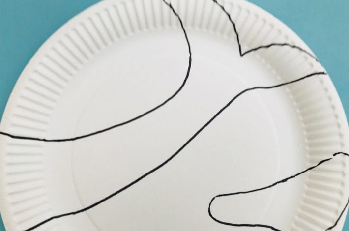 paper plate whale craft