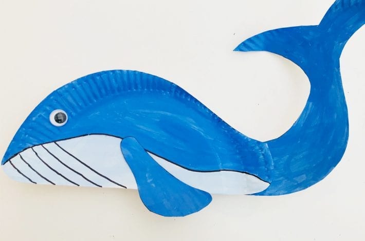 Blue Whale Paper Plate Craft - The Farmwife Crafts