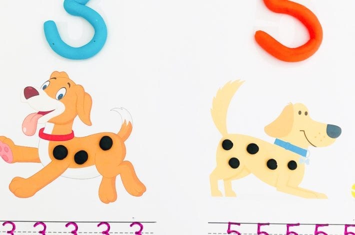 Teaching numbers to toddlers with these number playdough mats - learn first numbers and numeracy skills with numbers to 10