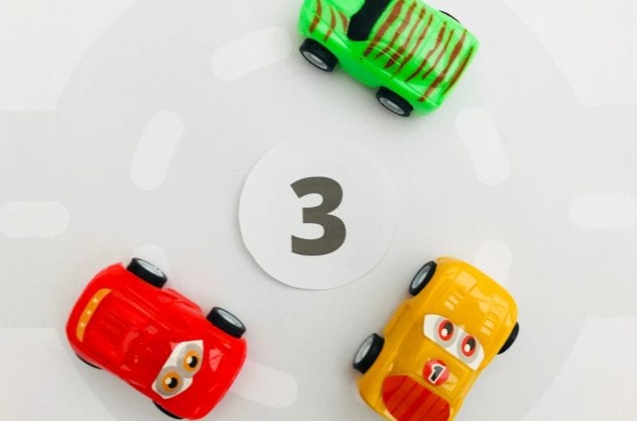 Counting for toddlers - learn to count to 10 and learn first numbers with this fun car activity - fill the busy roundabout with cars to play this numbers game