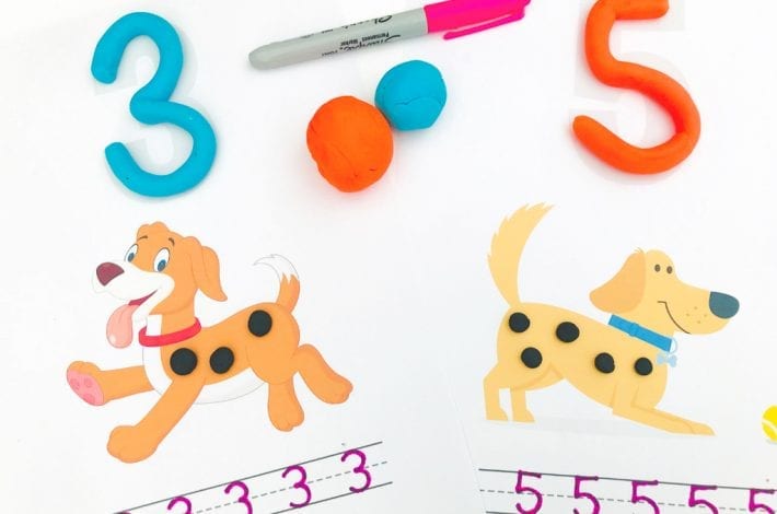 Teaching numbers to toddlers with these number playdough mats - learn first numbers and numeracy skills with numbers to 10