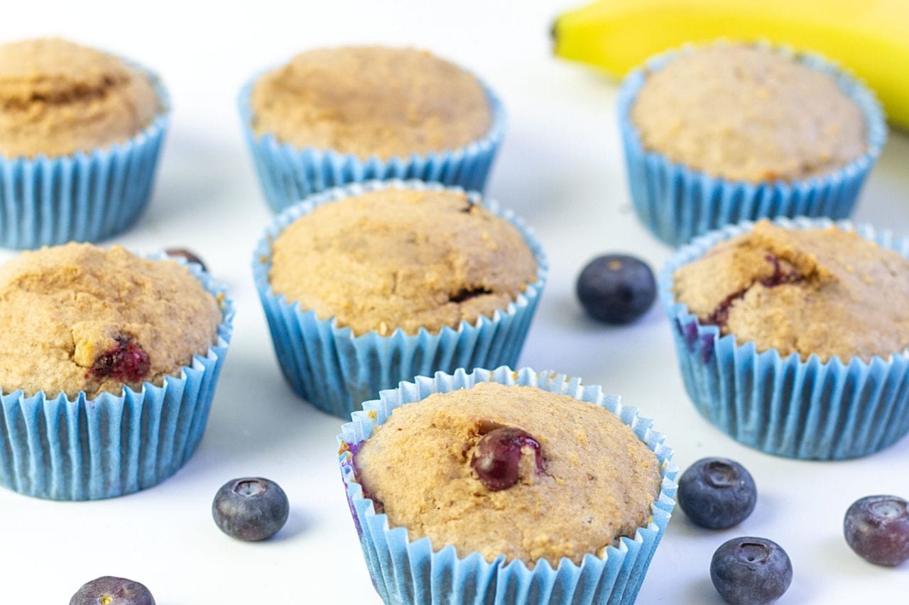 Blueberry muffins for baby - banana blueberry and oatmeal muffins - baby led weaning breakfasts - blw muffins