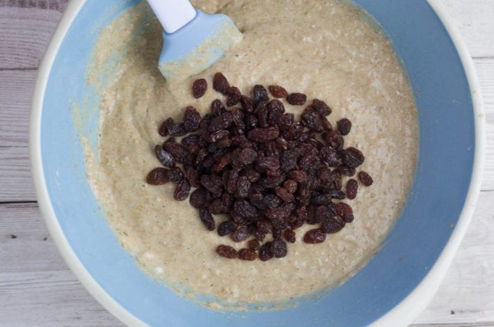 Quinoa flour banana bread - healthy snacks and desserts for kids and family - easy healthy banana bread