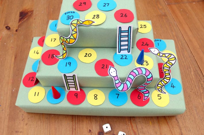 Multi level snakes and ladders game - DIY snakes and ladders - 3D snakes and ladders - 3D board games