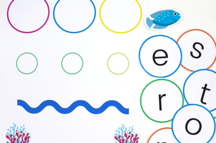 Learn to blend - phonics game with fish - fun with phonics