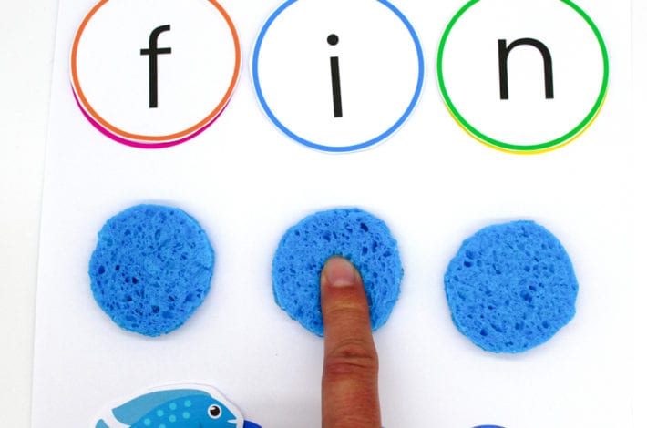 Learn to blend - phonics game with fish - fun with phonics