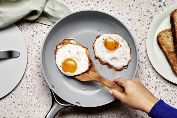 Caraway - #tbt to our Silt iconic Green Cookware Set with