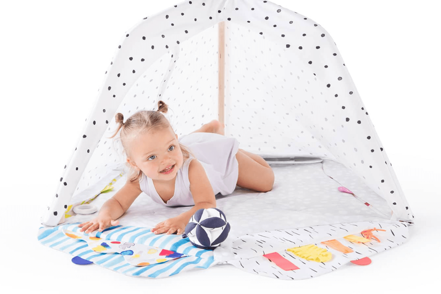 Lovevery Play Gym Review - Mas & Pas